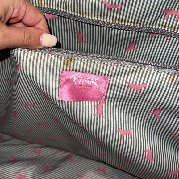 Vintage Pink VS Rolling Carry On Luggage - Picture 11 of 14